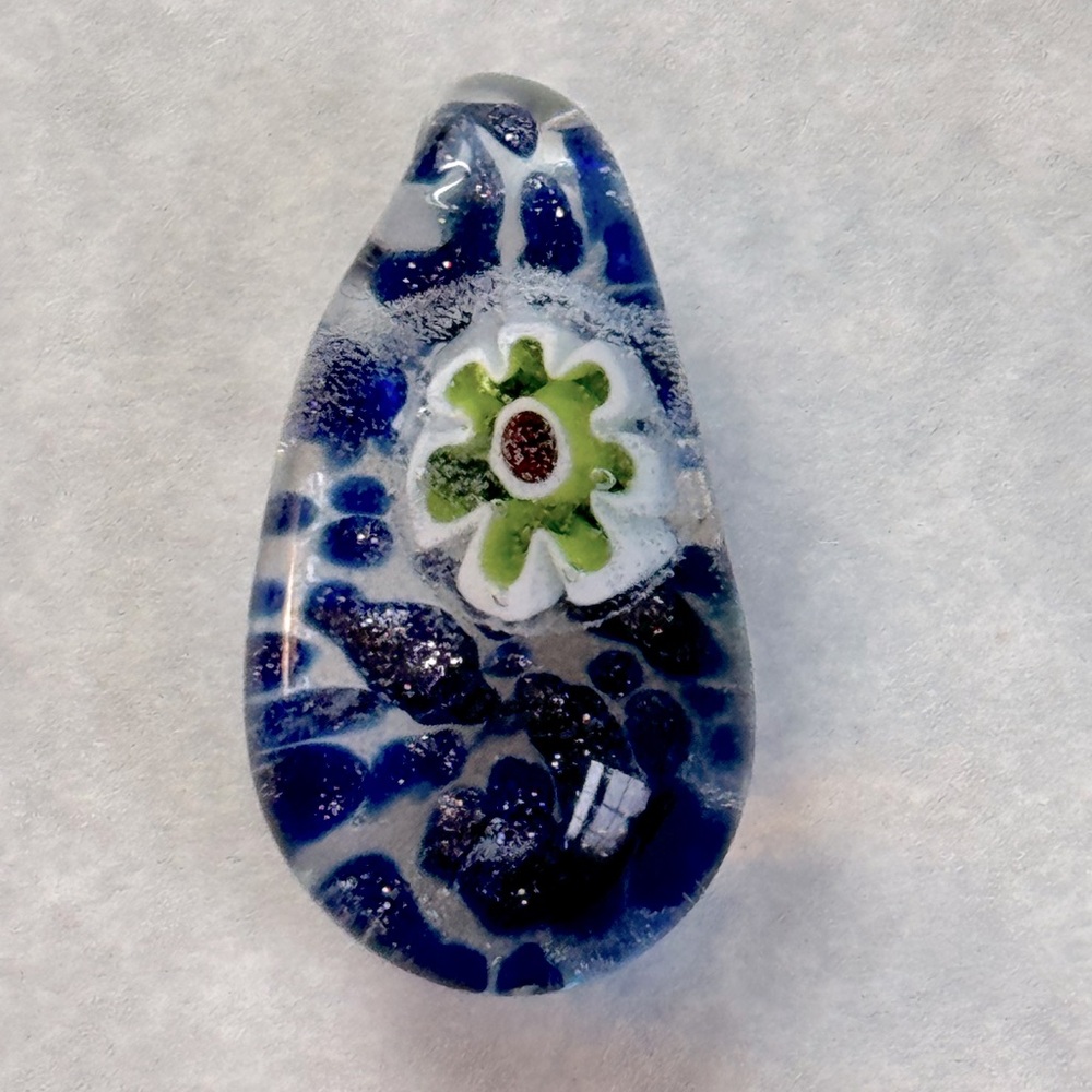 Lamp work glitter flower glass pendant handmade